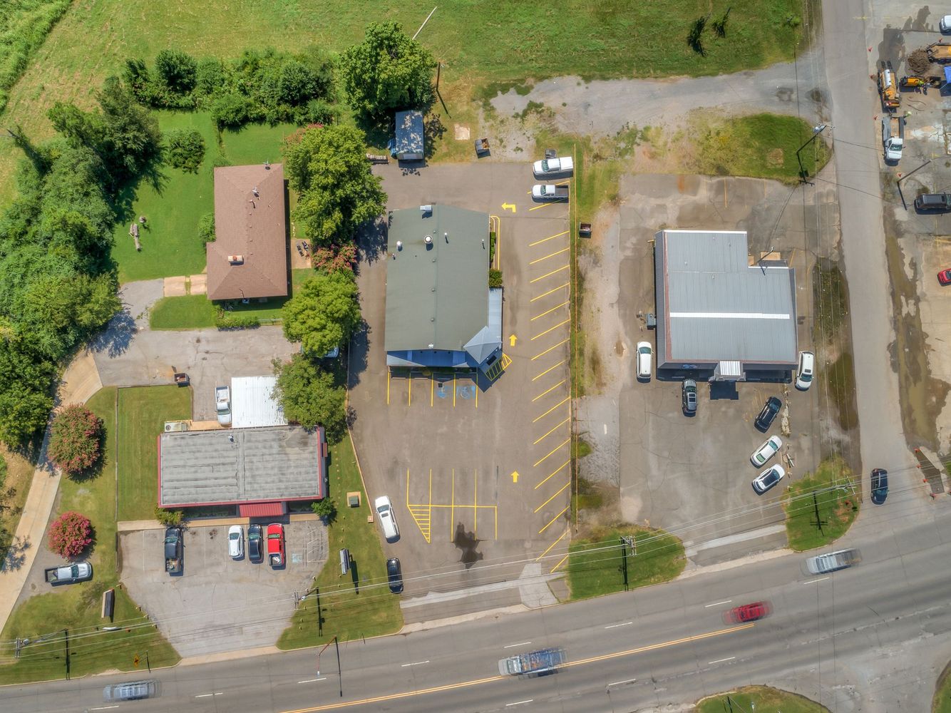 Runts BBQ: 1105 W Cherokee St, Wagoner, OK 74467
